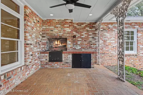 Exterior - 400 Manila St, Lucedale, MS 39452 photo 1 of 2