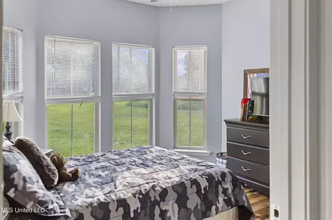 Bedroom - 9517 Dunn Rd, Moss Point, MS 39562 photo 3 of 5