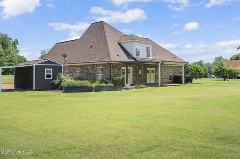 Exterior - 10080 Green Forest Dr, Hernando, MS 38632 photo 12 of 12