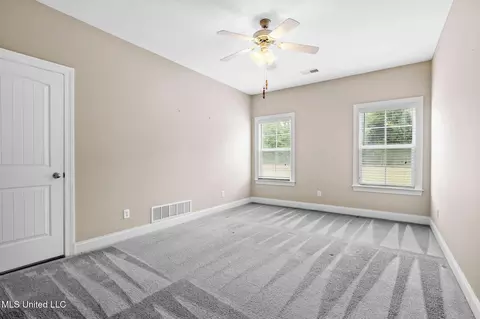 Bedroom - 10080 Green Forest Dr, Hernando, MS 38632 photo 3 of 5