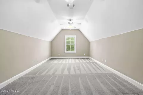 Bedroom - 10080 Green Forest Dr, Hernando, MS 38632 photo 5 of 5