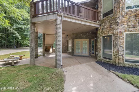 Exterior - 1209 Flint Lock Cv, Hernando, MS 38632 photo 6 of 11