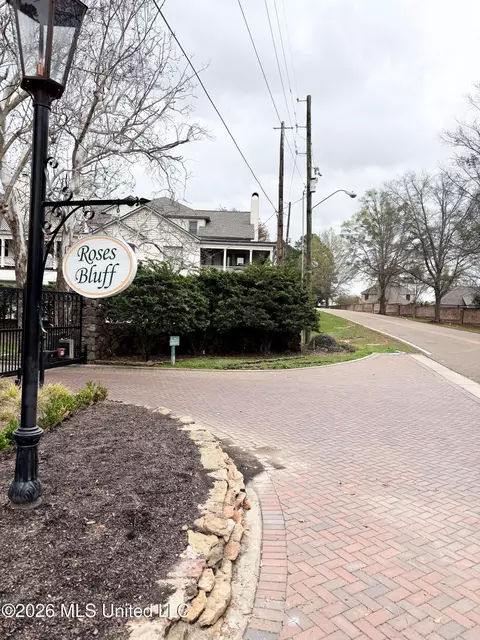Other - 107 Lakepointe Dr, Madison, MS 39110 photo 2 of 6