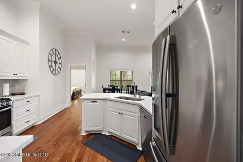 Kitchen - 150 Sweetbriar Cir, Canton, MS 39046 photo 5 of 5