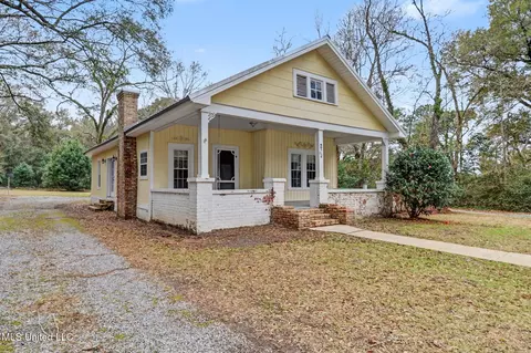 Exterior - 219 Depot Rd, Lucedale, MS 39452 photo 1 of 4