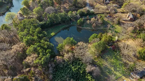 Summers Creek Road, Olive Branch, MS 38654