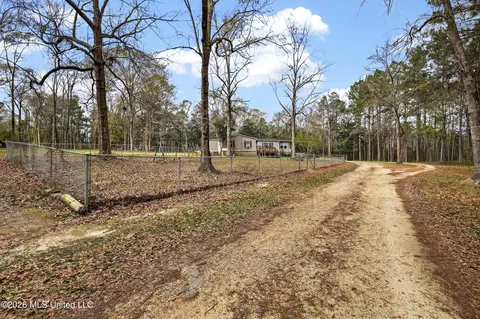 23127 Avery Rd, Saucier, MS 39574 photo 6