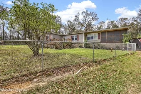 23127 Avery Rd, Saucier, MS 39574 photo 2
