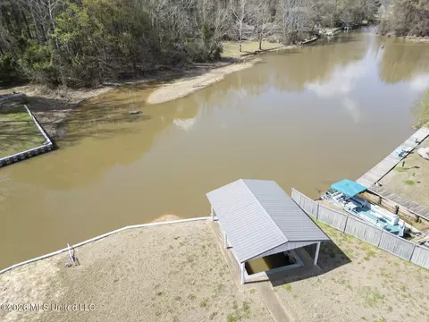 View/Area - 105 Beaver Run Dr, Brandon, MS 39047 photo 2 of 5