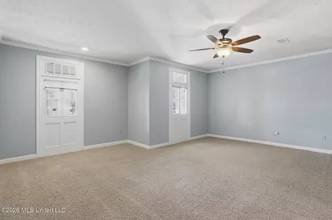 Living - 105 Beaver Run Dr, Brandon, MS 39047 photo 3 of 5