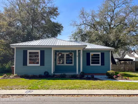 163 Clower St, Biloxi, MS 39530