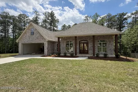 57 Everglades, Hattiesburg, MS 39402