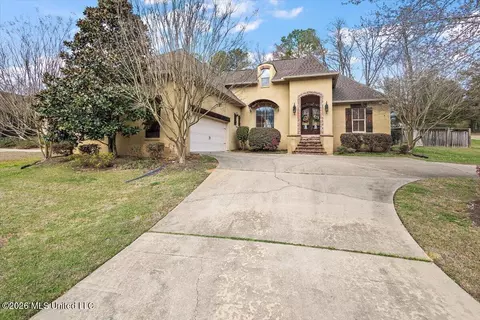 141 Wind Dance Dr, Madison, MS 39110