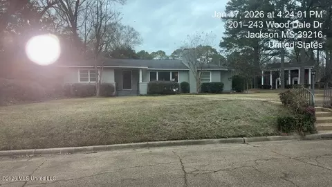 334 Wood Dale Dr, Jackson, MS 39216
