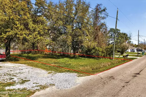 St John Street, Bay Saint Louis, MS 39520
