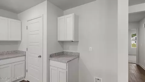 Entry Way - 228 Raulston Dr, Byram, MS 39272 photo 7 of 7