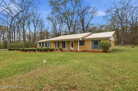 Exterior - 1158 Star Rd, Brandon, MS 39042 photo 2 of 5
