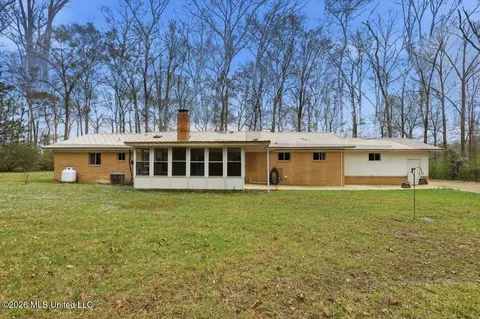 Exterior - 1158 Star Rd, Brandon, MS 39042 photo 5 of 5