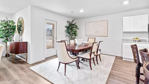 Dining - 820 Fairway Ave, Byram, MS 39272 photo 2 of 2