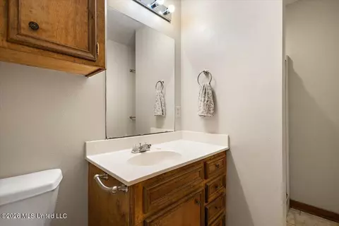 Bath - 1153 Owens Rd, Terry, MS 39170 photo 6 of 6