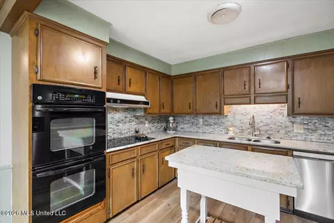 Kitchen - 1153 Owens Rd, Terry, MS 39170 photo 1 of 4