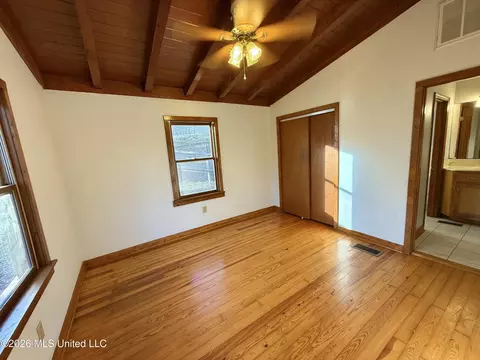 Bedroom - 11664 Oak Dr, Hernando, MS 38632 photo 1 of 2