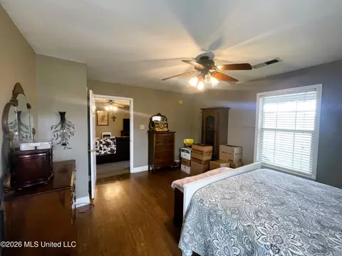 Bedroom - 286 Caleb Ln, Coldwater, MS 38618 photo 3 of 9