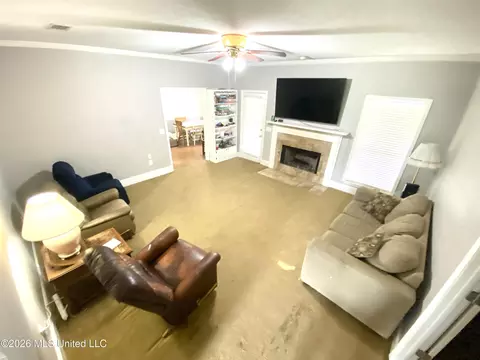 Living - 1012 Stonehendge Dr, Brandon, MS 39042 photo 1 of 1