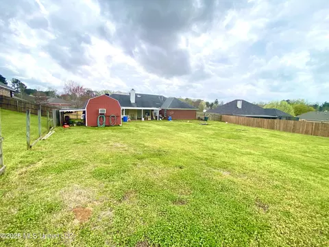 Exterior - 1012 Stonehendge Dr, Brandon, MS 39042 photo 3 of 3