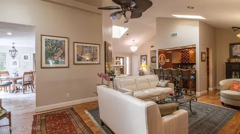 Living - 7739 Manini Way, Diamondhead, MS 39525 photo 2 of 3