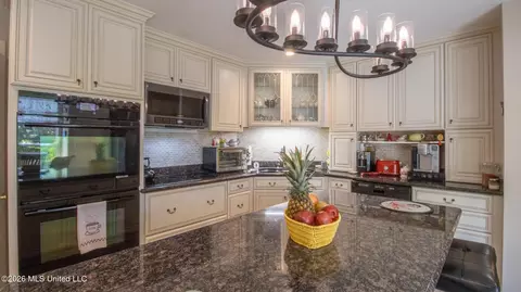 Kitchen - 7739 Manini Way, Diamondhead, MS 39525 photo 3 of 3