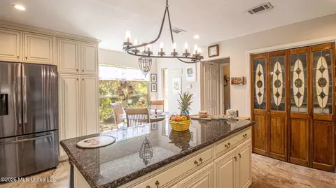 Kitchen - 7739 Manini Way, Diamondhead, MS 39525 photo 2 of 3