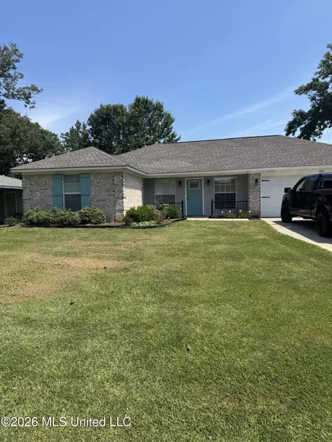 836 Cherry Ridge Dr, Clinton, MS 39056