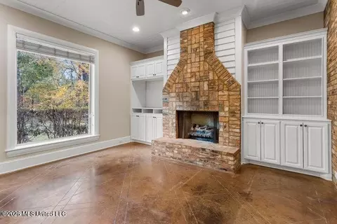 Living - 143 Ashton Park Blvd, Madison, MS 39110 photo 3 of 3