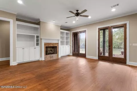 Living - 143 Ashton Park Blvd, Madison, MS 39110 photo 1 of 3