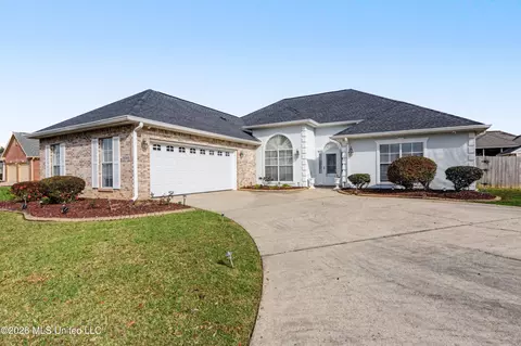 15345 Overlook Dr, Gulfport, MS 39503