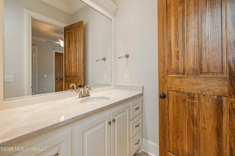Bath - 104 Saint Charles Dr, Madison, MS 39110 photo 3 of 9
