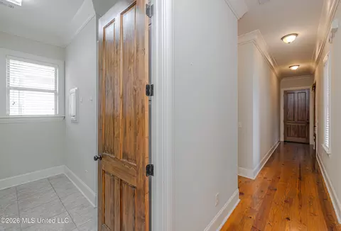 Entry Way - 104 Saint Charles Dr, Madison, MS 39110 photo 3 of 5