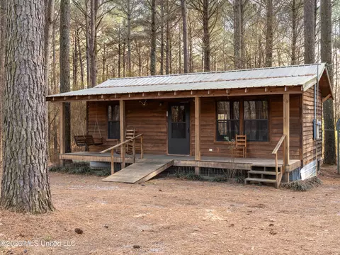 4958 Attala Road 1106, Kosciusko, MS 39090