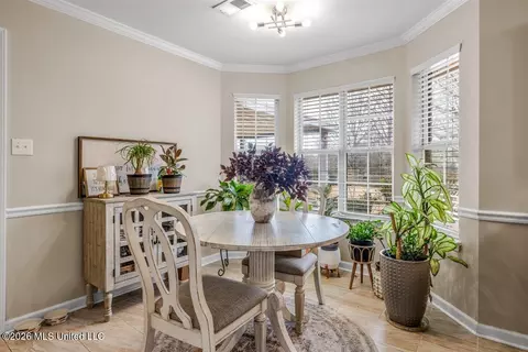Dining - 9209 Hickory Dr, Olive Branch, MS 38654 photo 3 of 3