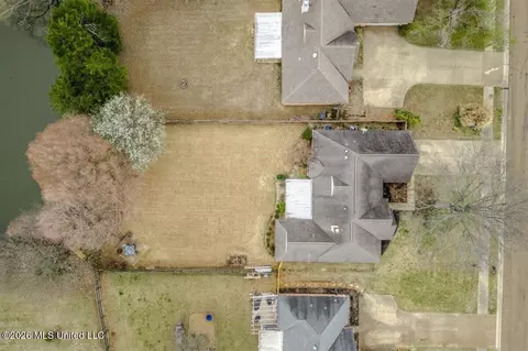 View/Area - 9209 Hickory Dr, Olive Branch, MS 38654 photo 1 of 4