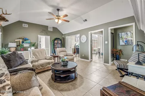 Other - 9209 Hickory Dr, Olive Branch, MS 38654 photo 2 of 11