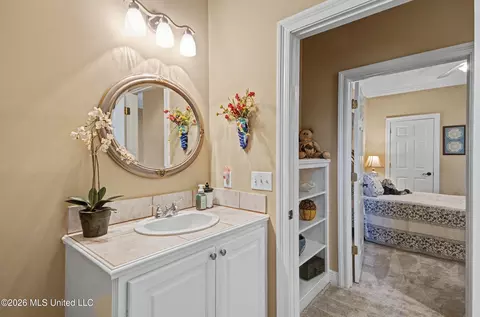 Bath - 512 Susannah Dr, Brandon, MS 39047 photo 9 of 9