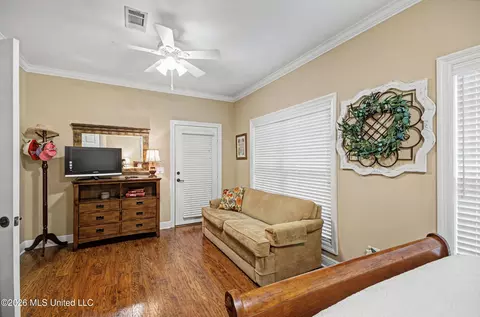 Bedroom - 512 Susannah Dr, Brandon, MS 39047 photo 2 of 10