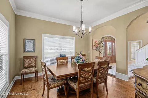 Dining - 512 Susannah Dr, Brandon, MS 39047 photo 4 of 6