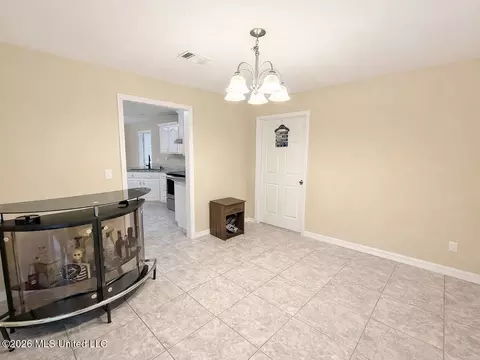 Dining - 1278 Hillard Howell Rd, Lucedale, MS 39452 photo 2 of 2