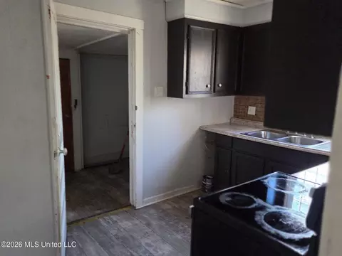 1317 Collier Ave, Jackson, MS 39213 photo 4