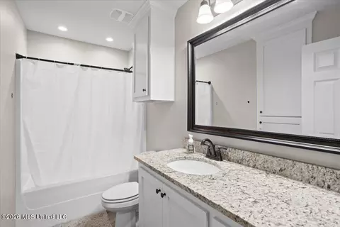 Bath - 68 Bates Ave, Purvis, MS 39475 photo 1 of 1