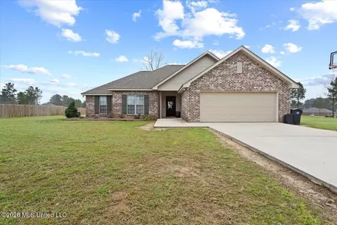 Exterior - 68 Bates Ave, Purvis, MS 39475 photo 4 of 5