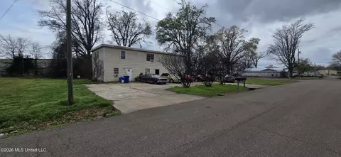 102 Second St, Cleveland, MS 38732